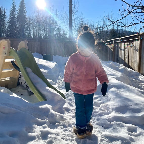 Meet your Posher, Bona - Picture 1 of 2